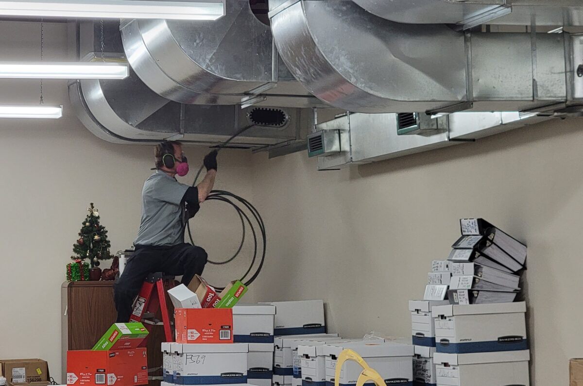 Environmental and Energy Consumption Benefits of Regular Duct Maintenance.